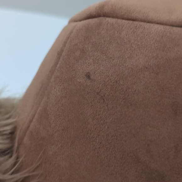 Novelti| Tan Brown Camel Toned Faux Fur Afghan Coat Button Up with Pockets - Picture 5 of 16